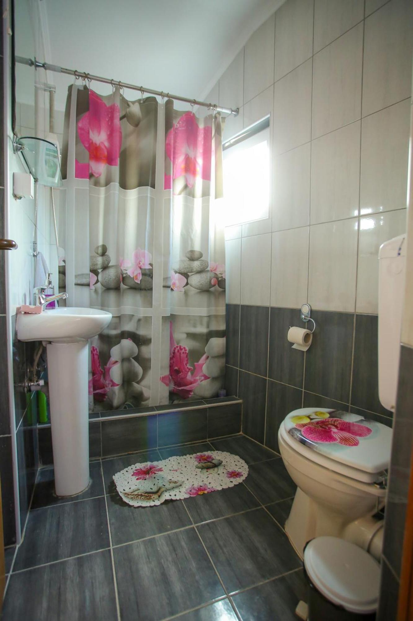 Guesthouse Adi Mostar Exterior foto