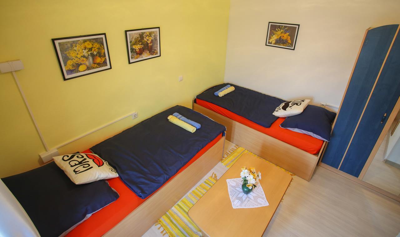 Guesthouse Adi Mostar Exterior foto